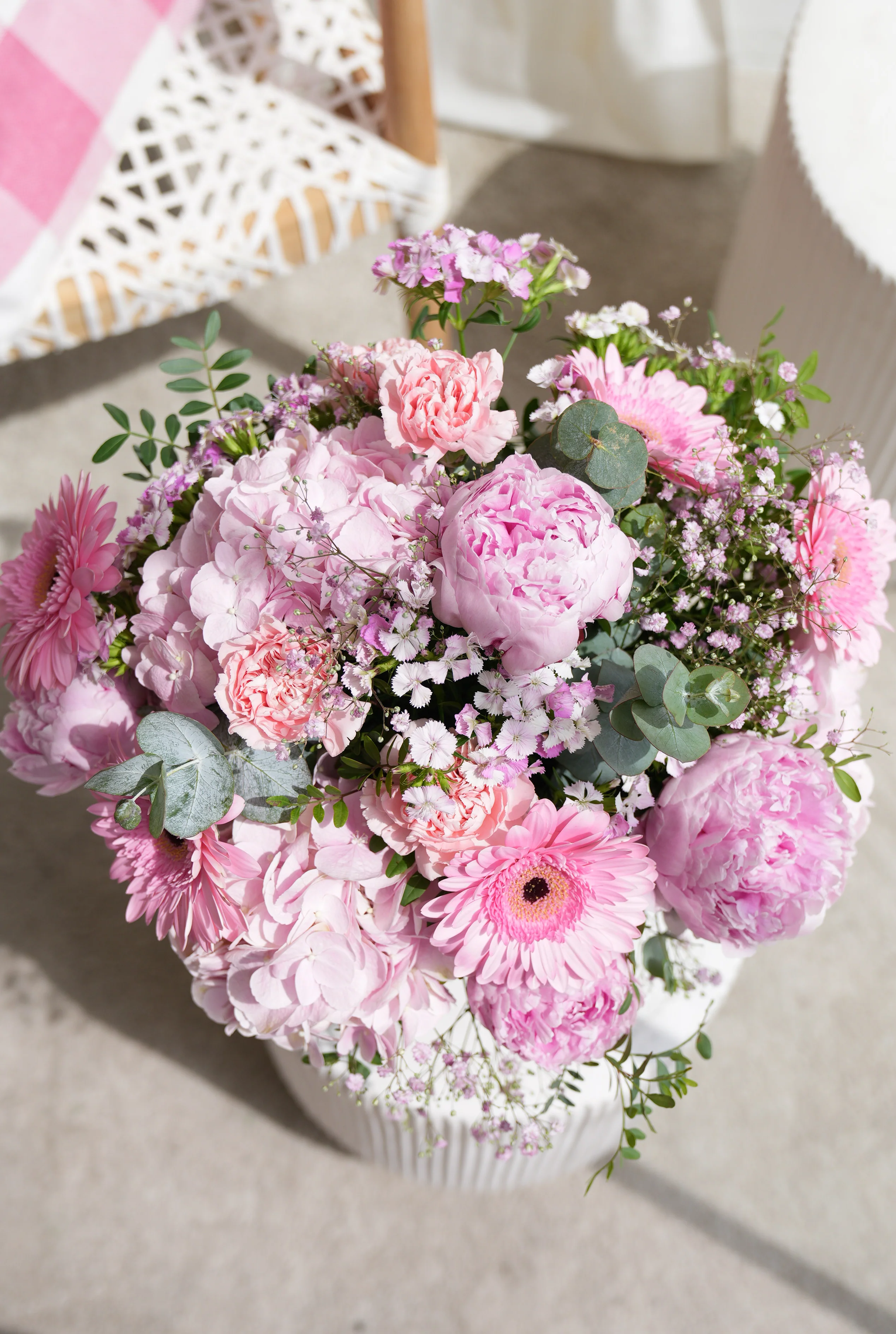 Anniversary Peony Pretty Pink - Vase - Image 7