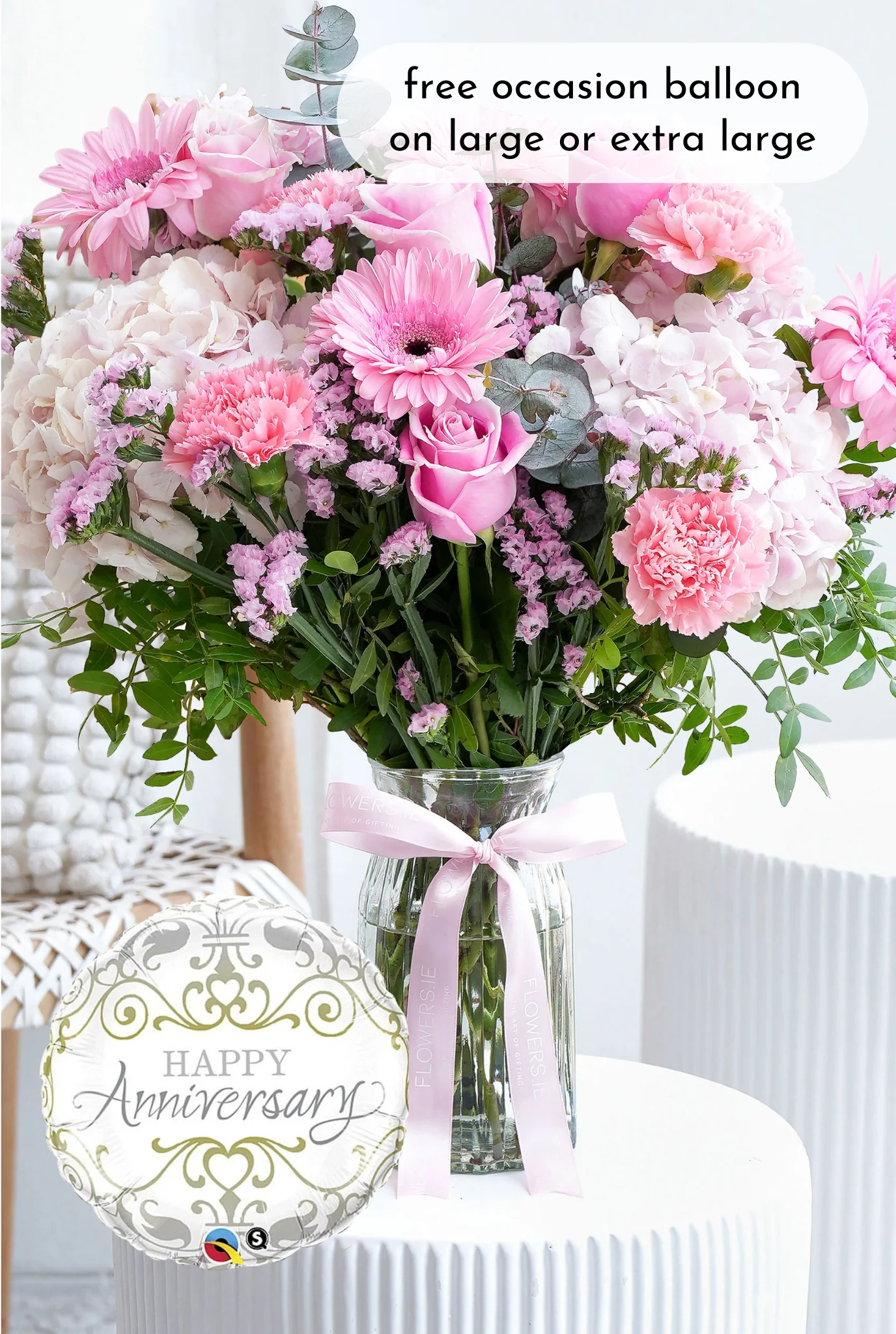 Anniversary Pretty Pink - Vase - Image 3