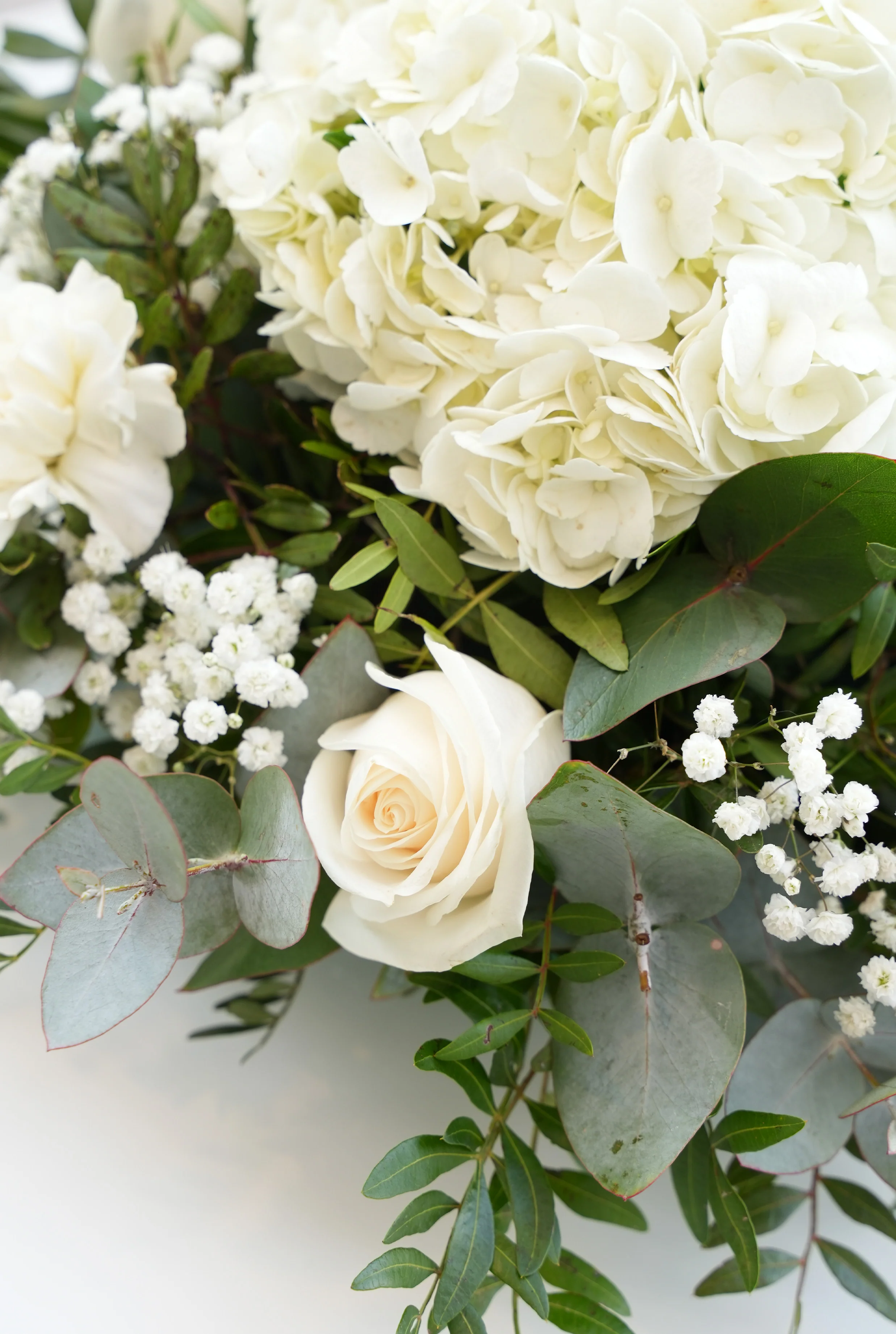 Perfect White Funeral Posy Pad - Image 3