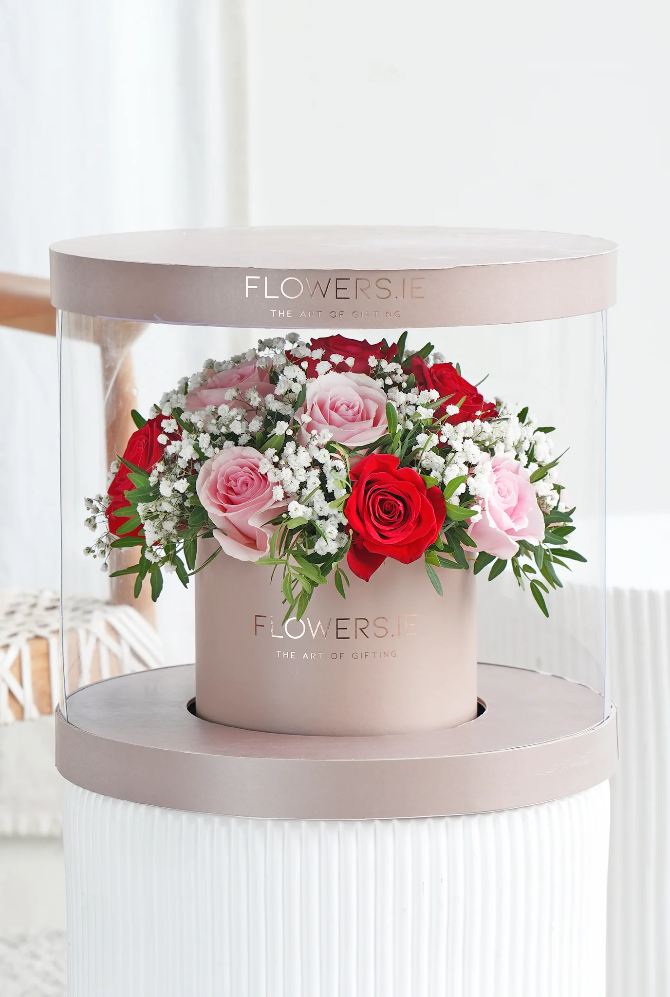 Premium Red and Pink Rose - Hatbox - Image 4