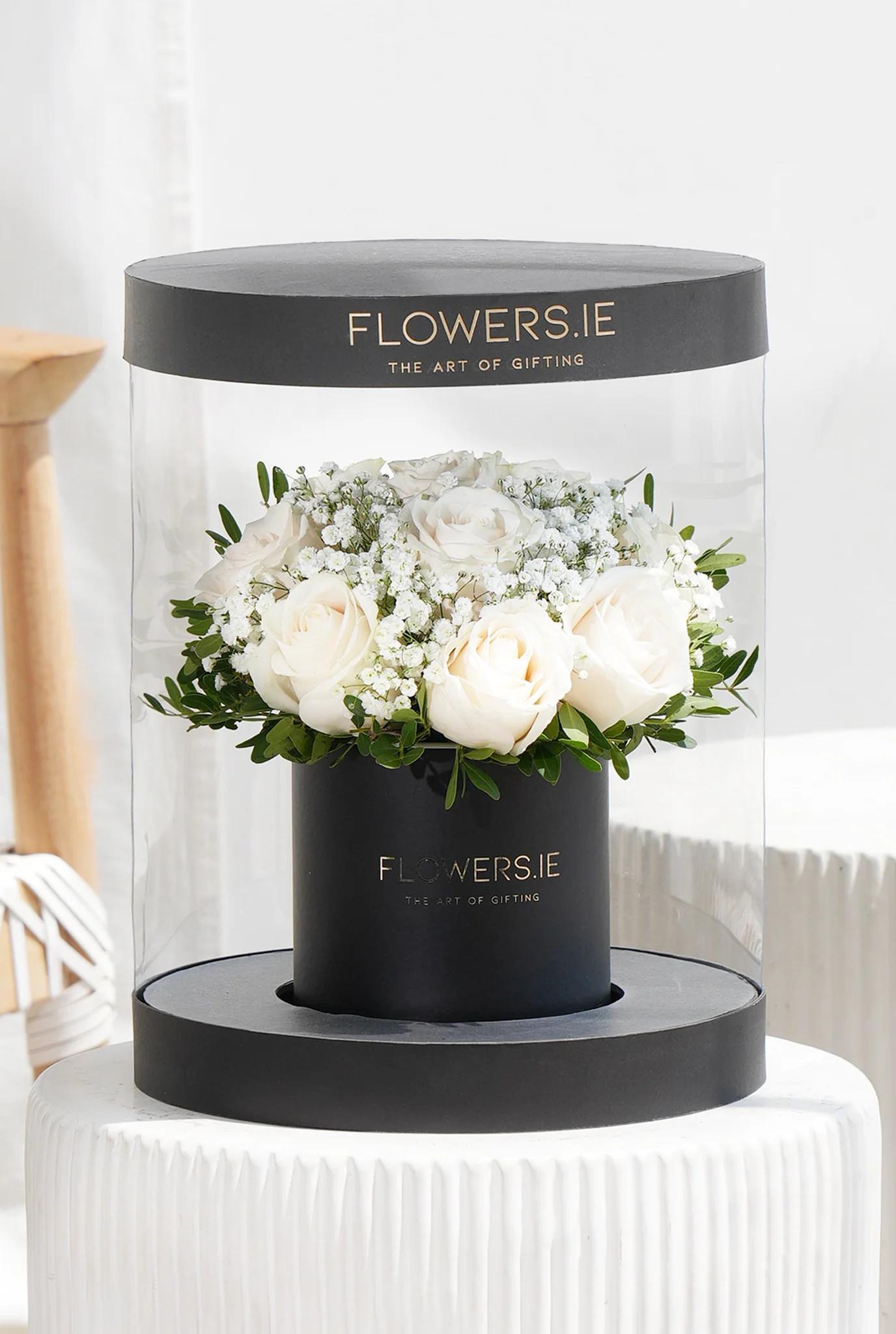 Premium White Rose - Hatbox - Image 3
