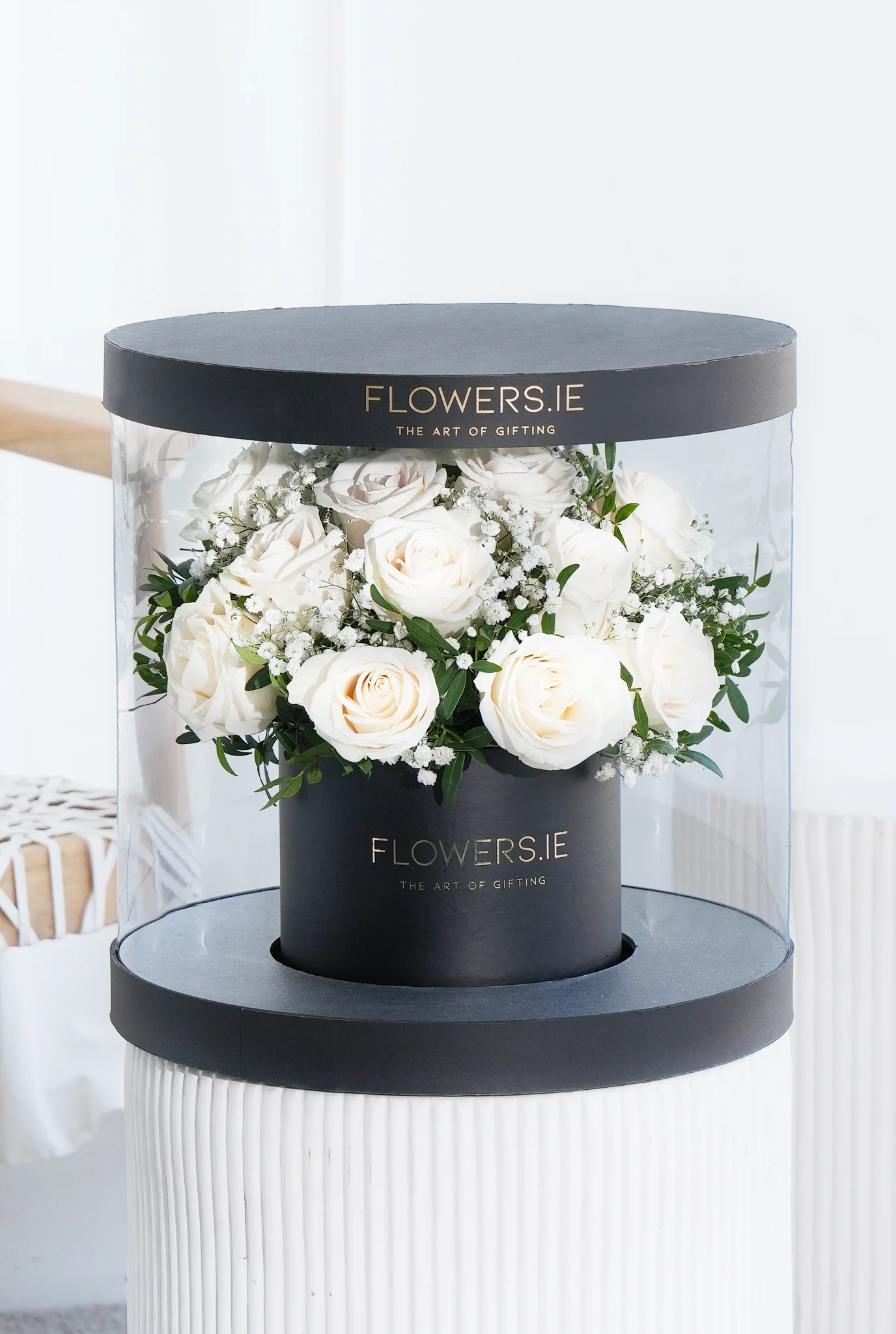 Premium White Rose - Hatbox - Image 6