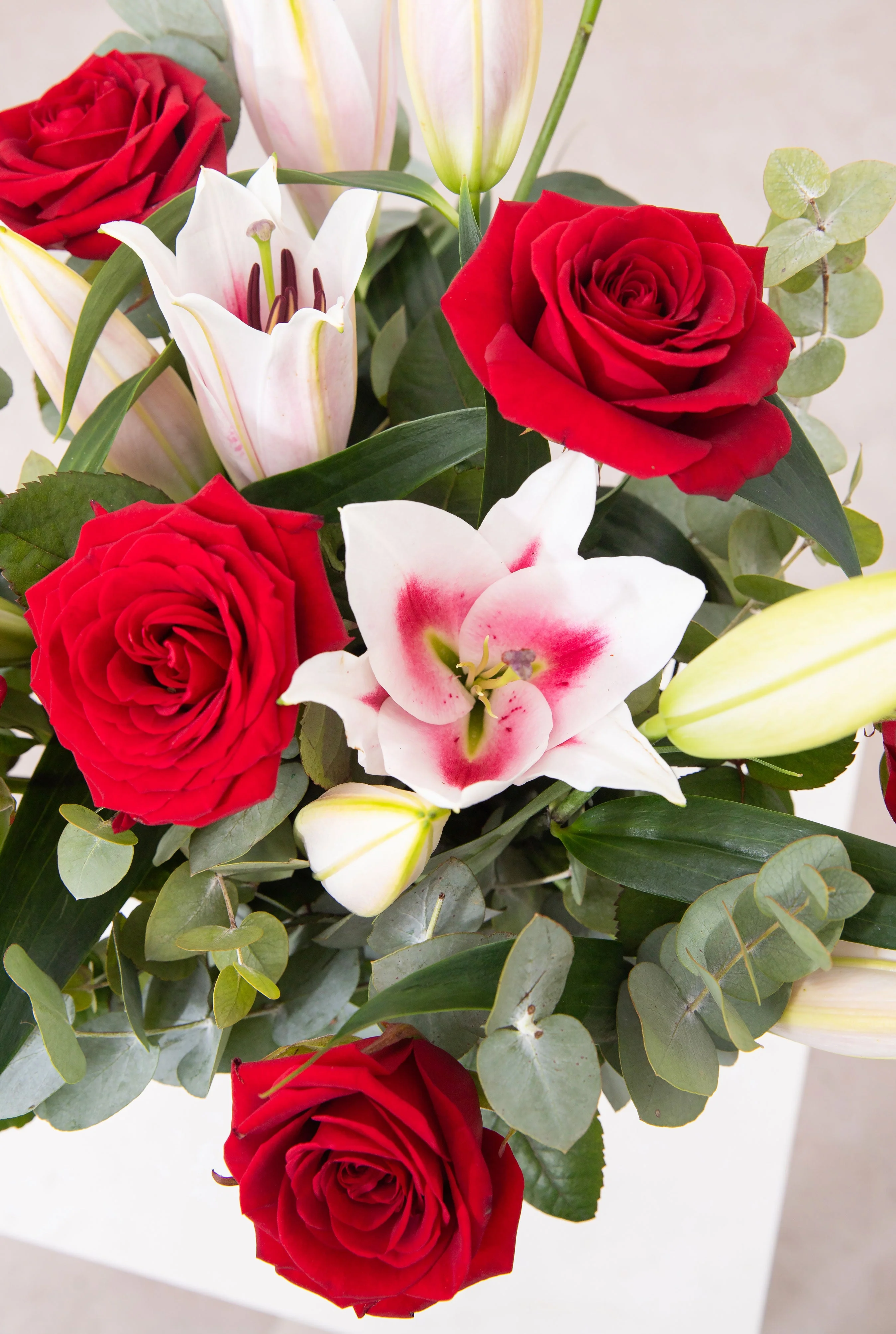Red Roses and Pink Lily - Vase - Image 2