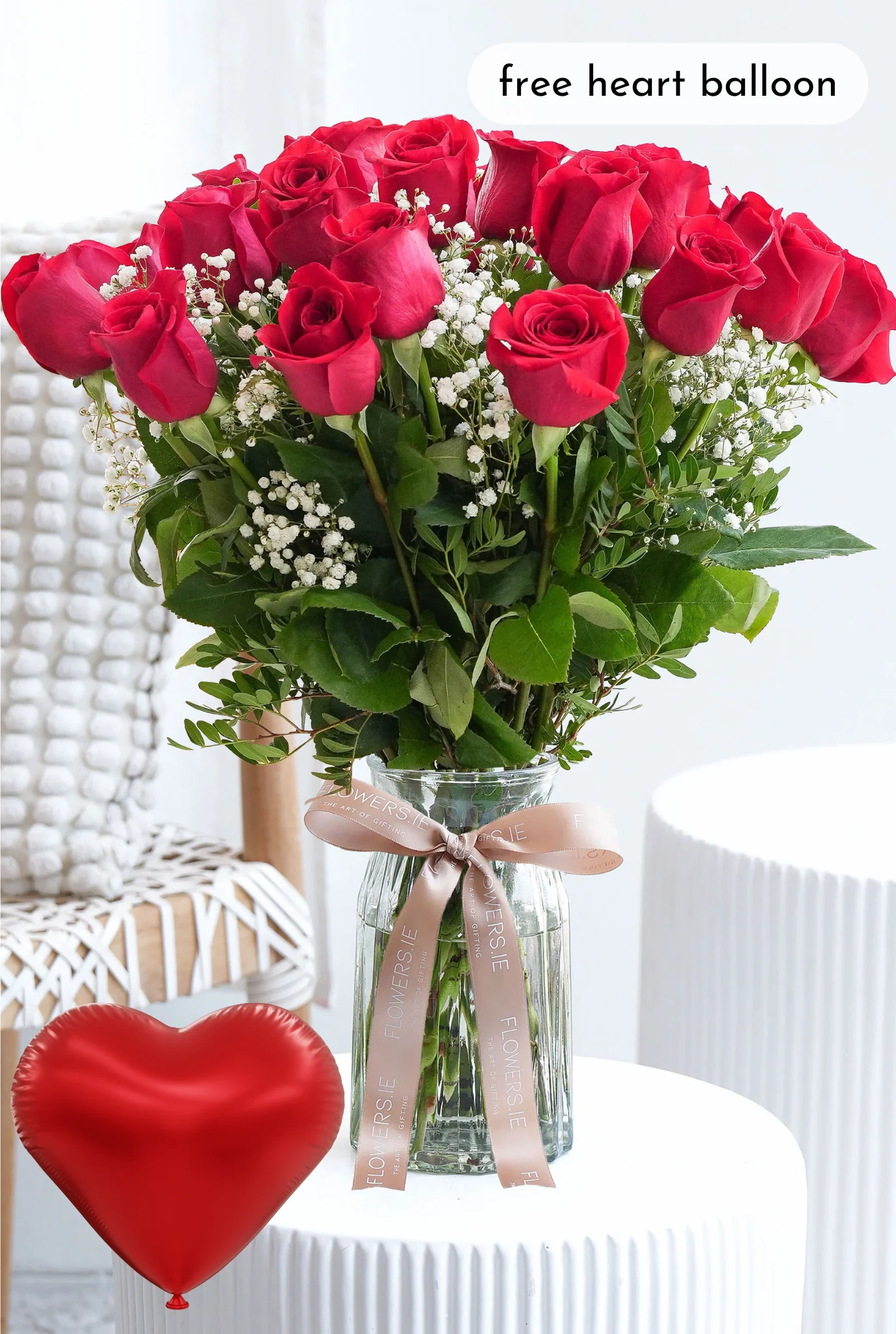 Long Stem Red Roses in a Vase - Image 5