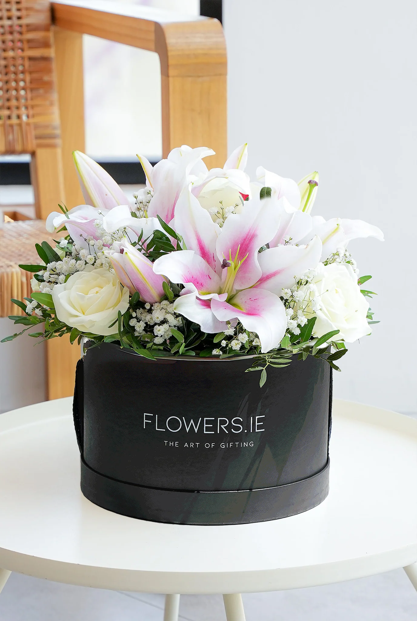 White Roses and Pink Lily Hatbox - Image 3